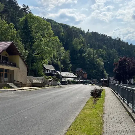 Apartmán U Stare Plynarny Hřensko